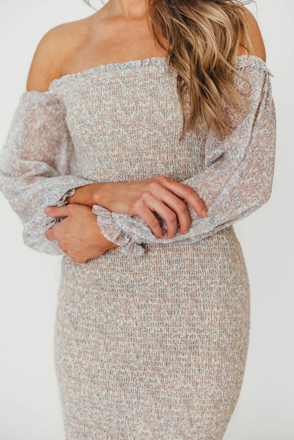 Cameron Stretchy Midi Dress with Ruffles in Beige/Blue
