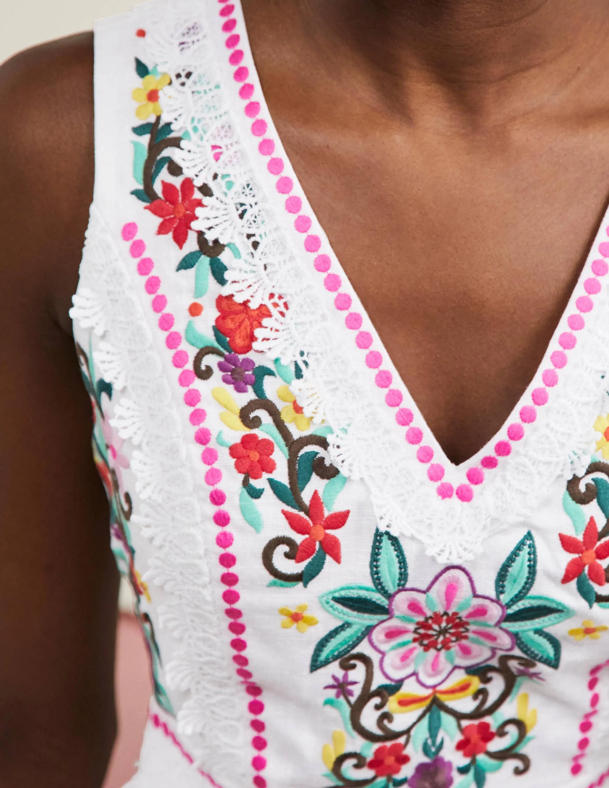 Connie Embroidered Linen Dress-White