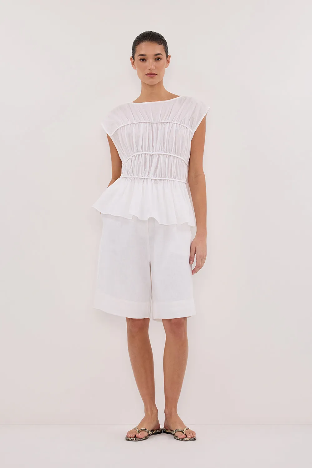 KAYLA WHITE LINEN BERMUDA SHORT
