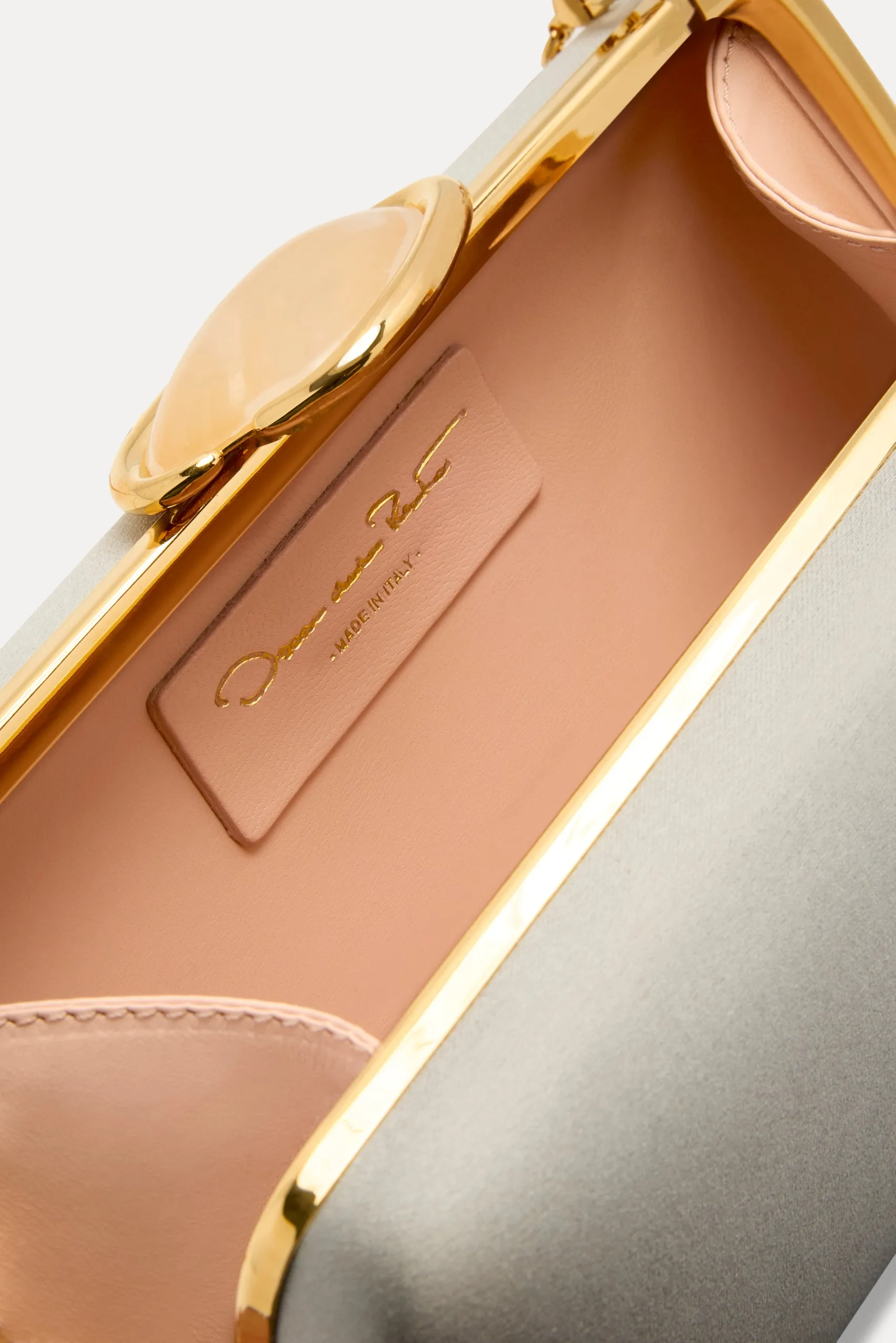 O Satin Minaudière