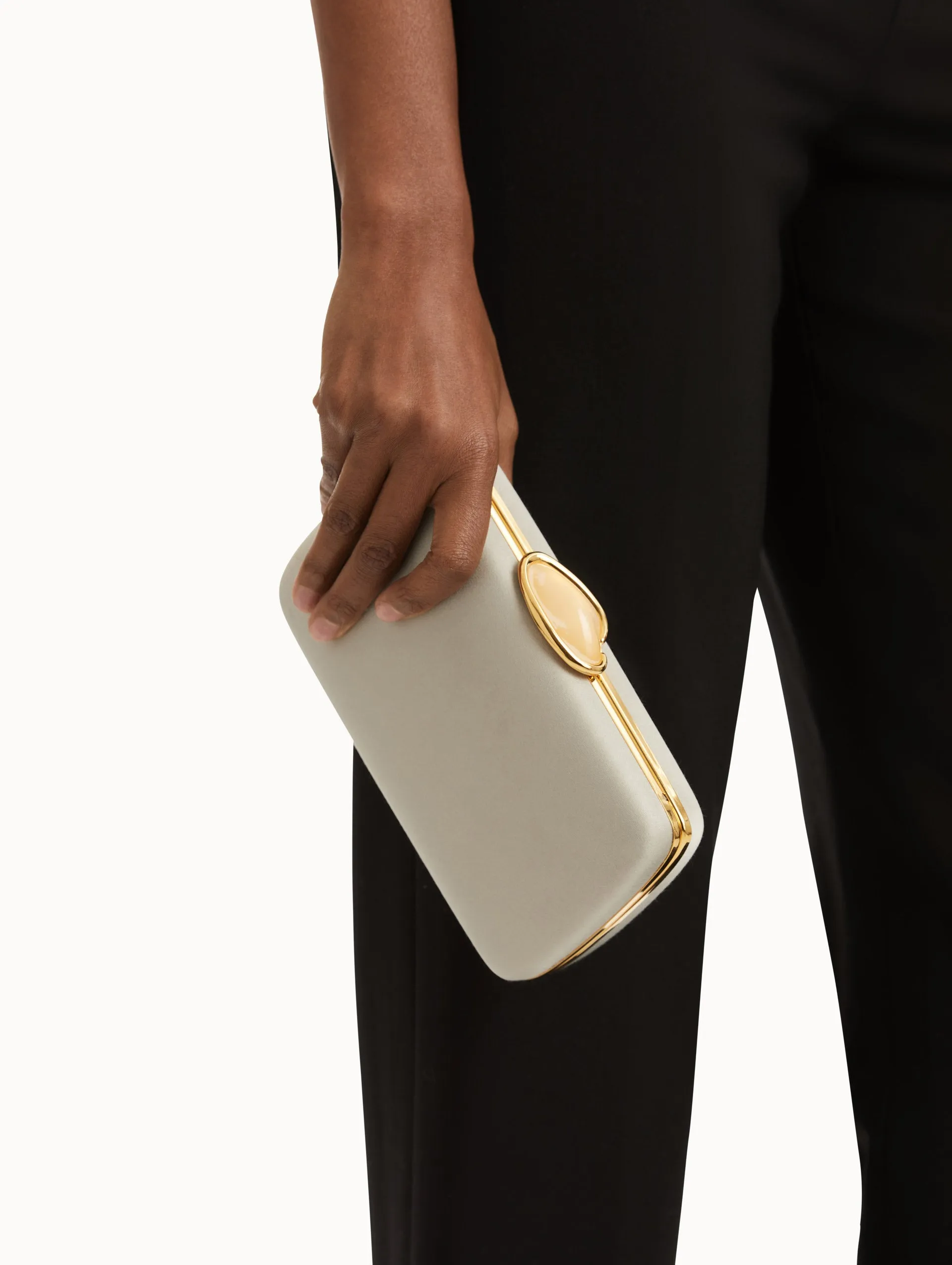 O Satin Minaudière