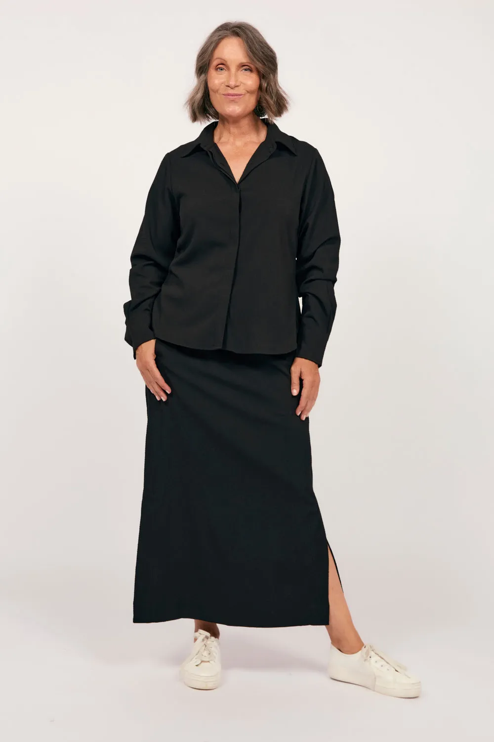 Relaxed Travel Skirt in Black