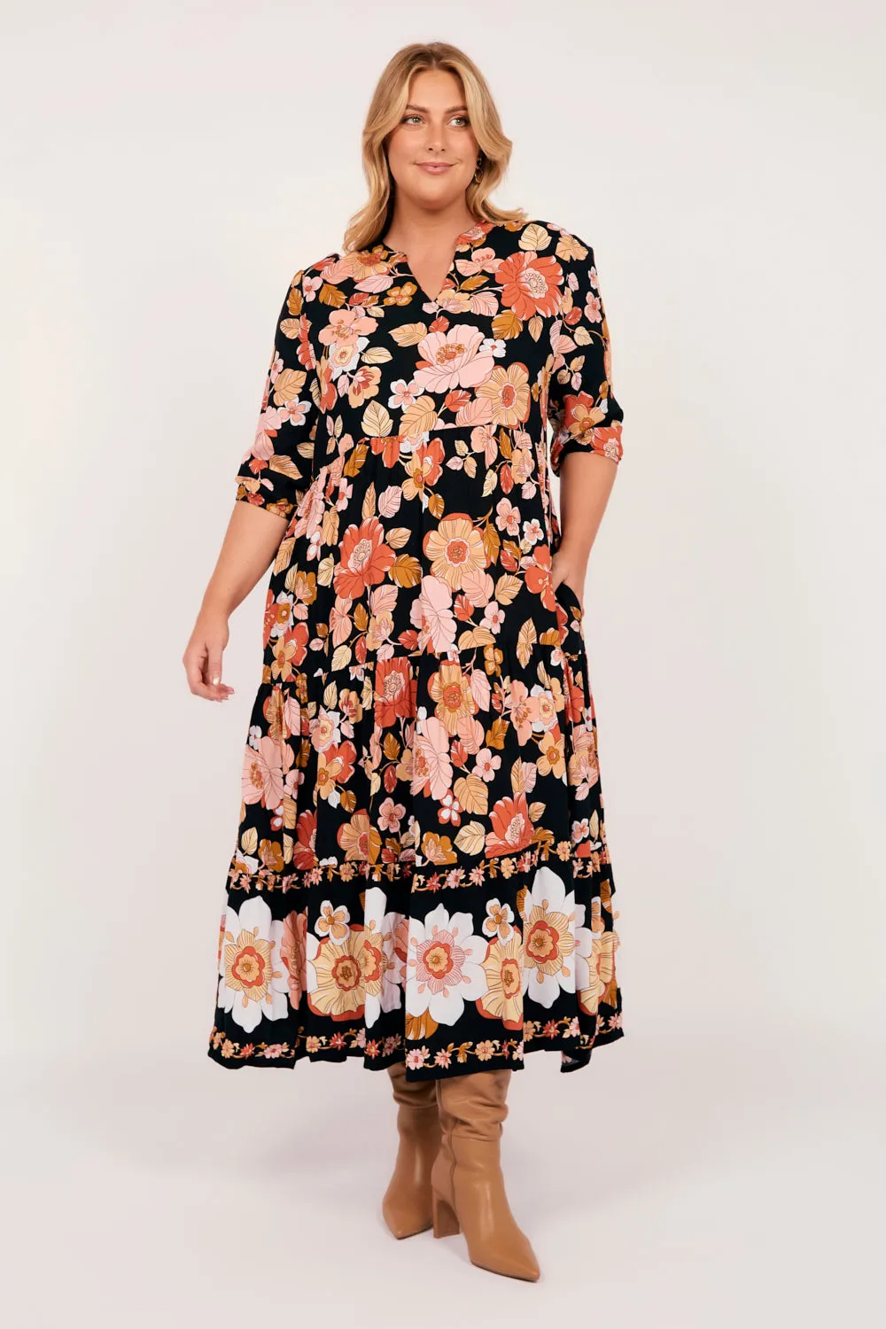 Sabre V-Neck Dress in Sweet Blooms