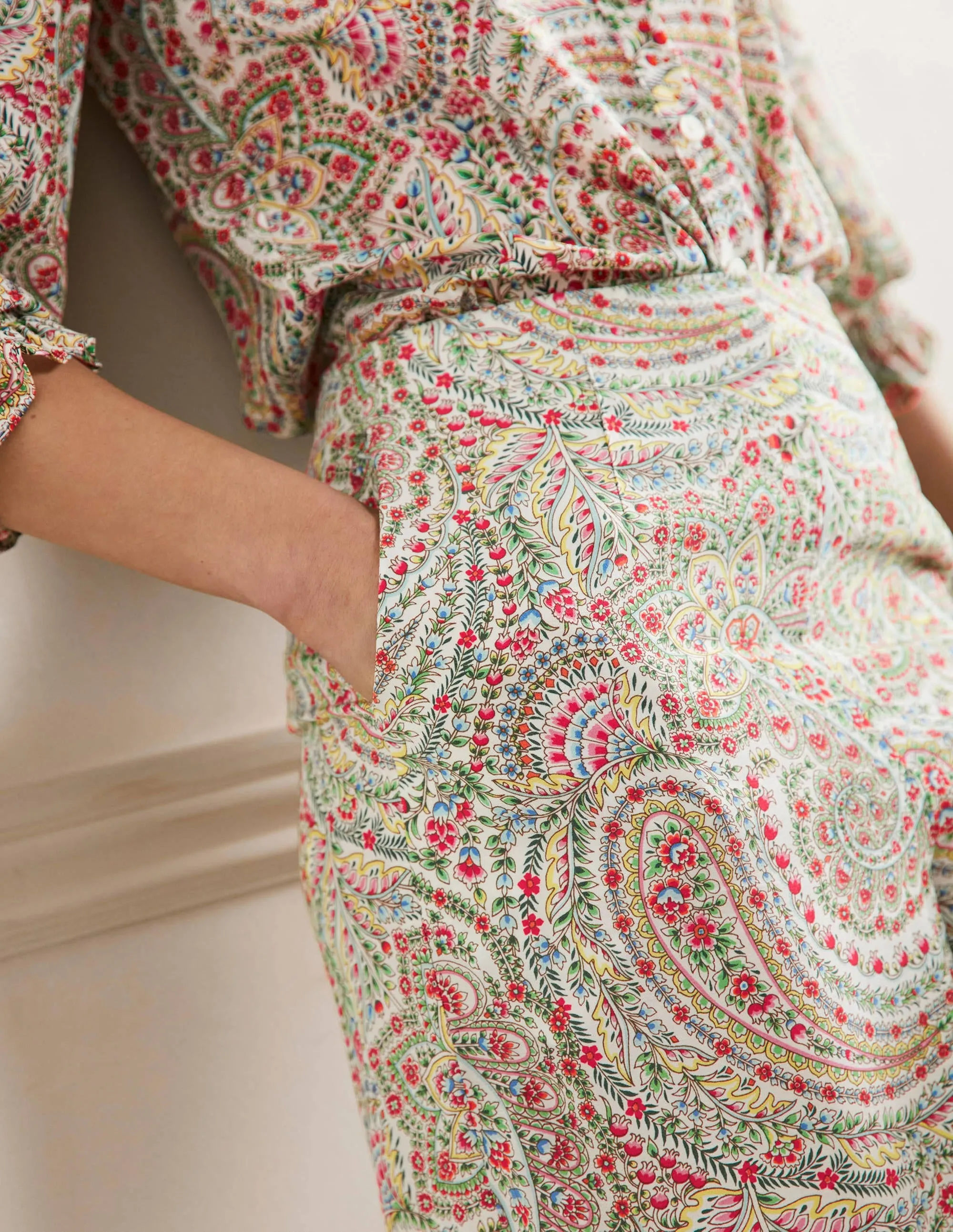 Zoe Wide Leg Palazzo Trousers-Ivory. Flora Paisley